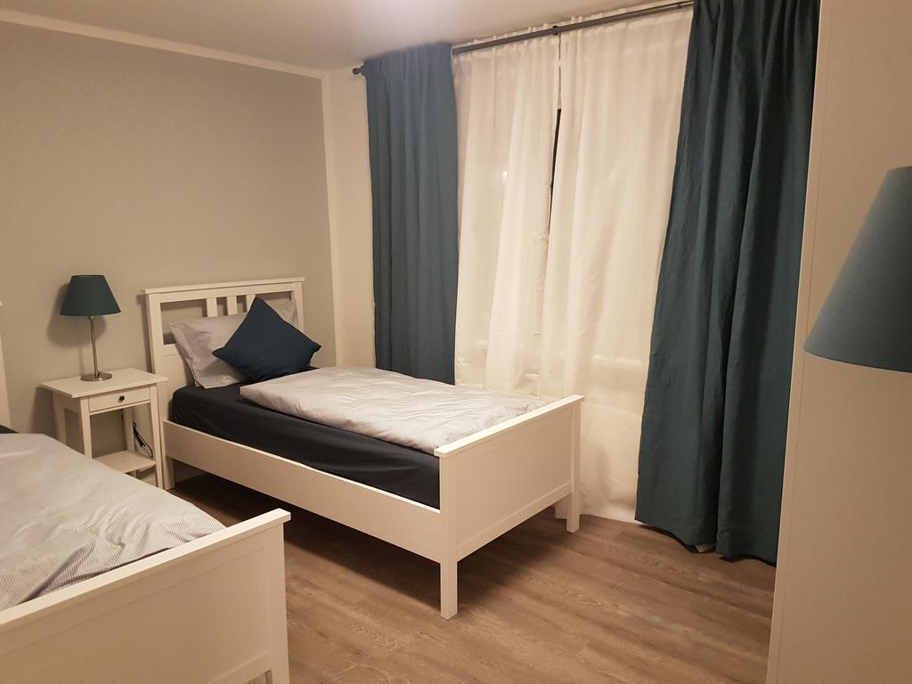 Budapester Hof Gaestehaus Hamburg-Harburg Buitenkant foto